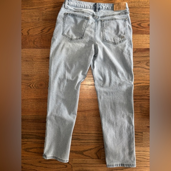 Seven7 Women's Stretch High Waist 90's Straight Jean Size 6 Light Wash - Picture 5 of 7